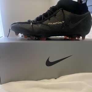 Nike Phantom GT2 Elite DF FG Soccer Cleats